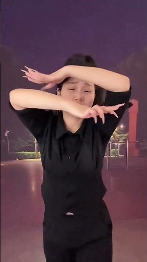 Fengbao's Finger Dance & Singing Performance Do You Know Song New Creative Choreography for Global