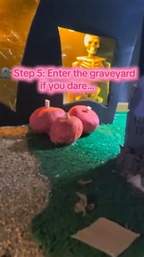We built a LIFE-SIZED haunted house #halloween #halloweendiy #halloweendecorations