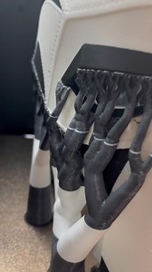 🔥 Watch silvercoslab 3D print his White Tiger helmet using bambulab_official H2D printer featuring dual nozzles and a large build volume. STL/3D Print Files by Do3D.com. . . #daredevil #daredevilbornagain #whitetiger #do3d #3dprinting #cosplay | Do3D.com