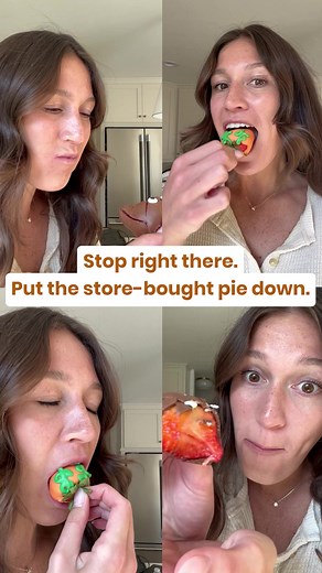 Thanksgiving desserts just got an upgrade 🦃🍓 Stop settling for repetitive pre-made pies and store-bought cookies 🚫 Turkey Time Strawberries = fresh, hand-dipped Belgian chocolate with turkey-style details 🍫 Indulgent yet light, beautifully packaged, and so easy to serve. This is what makes your Thanksgiving table unforgettable 🍂 🍓 Hand-Dipped in Belgian Chocolate 🦃 Turkey Style Details 🚀 Fast & Fresh Delivery 🎁 Gift-ready packaging 🍂 Thanksgiving showstopper Make it unforgettable at Ch