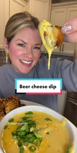 Delicious Easy Beer Cheese Dip Recipe for Parties
