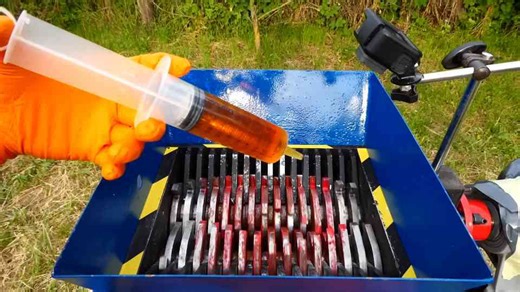 Mega Elephant Toothpaste coming out from the Shredding Machine!