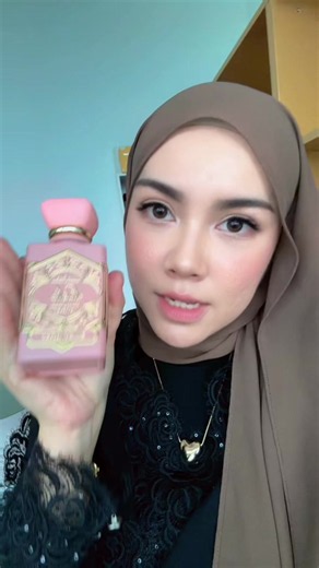 Smell Like Rich Girl Energy — Lonkoom Perfume Picks