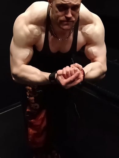 Most muscular posing as a lifetime natural strength athlete #gymtok #kuntosali #naturalbodybuilding #classicphysique #bodybuilding