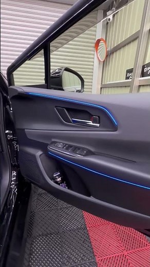 60 プリウス アンビエントライト施工 yujintcustom.com
