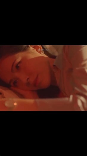 DRAMAISMEE on Instagram: "特辑】校霸学生与美艳老师失控热吻”“老师,我情不自禁爱上你了”| 第9节课 Lesson in Love | 爱奇艺华语剧场 . . . . #lessoninlove #lovelesson #kisscouple #kissing #kisscouple"