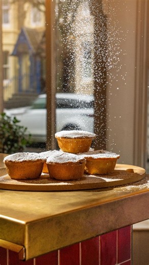 Medina on Instagram: "Dewch i deimlo’r hwyl y Nadolig ym Medina y penwythnos hwn... From tomorrow you can find Mince Pies on our cake counters! Our mince meat goes through various baking stages for a rich, sticky flavour full of spice and aroma. Every mince pie is made by hand, with care. Talented local florist @_peach_and_peony_ has visited, to begin decorating our restaurant and shop. Mulled wine is on the menu now, also. This Sunday 30th November our restaurant is open 10am - 4.30pm. with bru