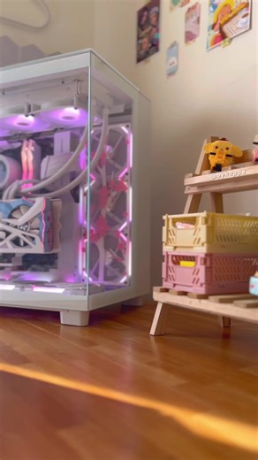 The Maono PD300X is a professional-grade USB/XLR dual-mode dynamic microphone designed for podcasters, streamers, and content creators Microphone Type: Dynamic with a Cardioid polar pattern to minimize background noise. Audio Quality: Supports up to 24-bit/192kHz sampling rate, offering high-definition audio capture. Connectivity: Dual USB-C and XLR outputs for versatility across digital (PC/Mac/Mobile) and analog (Audio Interface/Mixer) setups. Frequency Response: 40Hz to 16kHz. Gain Range: Adj