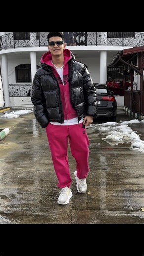 Stai pe bine hau hau#alexregeleromaniei👑 @Alex Velea TikTok