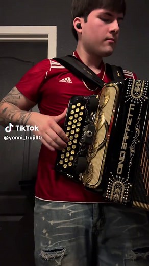Moreno 80🧱 #acordeon #corridos #regionalmexicano #corridosbelicos #corridostumbados