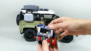 RC Motorized Land Rover Defender LEGO Technic 42110