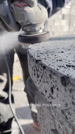 45K views · 925 reactions | Comal Personalizado de 3”CM de grosor por 22.5” en piedra negra volcánica, resistente al fuego directo #asadores #Mexico #piedras #molcajete | El Rey Del Molcajete | Facebook