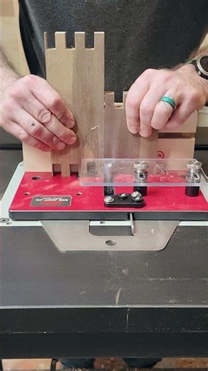 Making simple rustic boxes is EASY with this... #woodworking #tips