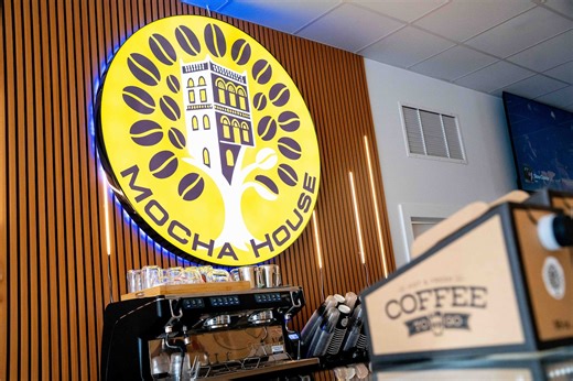 Family-founded Yemeni coffee shop in Kalamazoo honors parents’ American dream