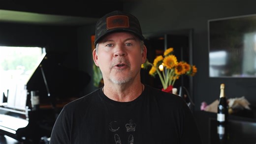 Gary Allan takes the stage with special guest Mark Mackay at Ruth Eckerd Hall TONIGHT! 🎸 Doors open 7:00pm, show starts at 8:00pm. Info here: RuthEckerdHall.com/events/detail/gary-allan Don’t forget to visit the England Family Music Garden!* 🍹 Happy Hour from 6:00pm-7:00pm 🍔 Food items available from Corvo Bianco 🎶 Live Local Music from Joshua Reilly *The Garden is available to ticket holders. Weather permitting. | Ruth Eckerd Hall