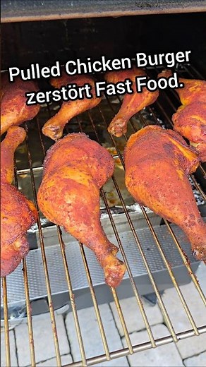 Smoked Pulled Chicken Burger - It doesn't get juicier than this! #pulledchicken #chickenburger #g...