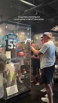 Greg Olsen spends the day at Pro Football Hall of Fame museum