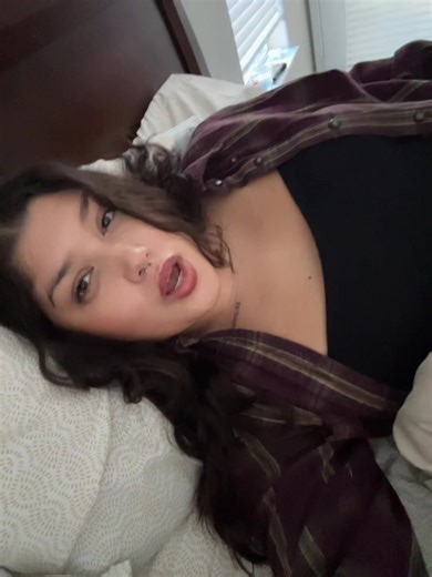 karly marie 🌟 (@k.ar1y)’s videos with beef FloMix - ️