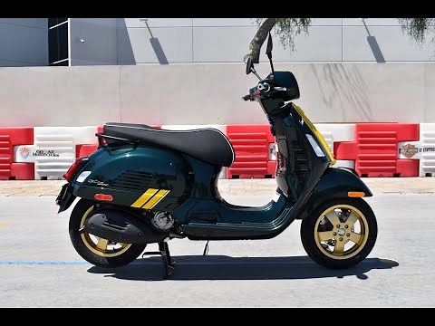 2021 VESPA GTS SUPER 300 HPE RACING SIXTIES