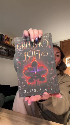 Come unbox a signed new release book with me 🫶🏻🖤 @OrchidOnFire 📚 Author is truly amazingly, and you all should go and support her 🖤🔥 #unboxing #newbookrelease #indieauthor #booktok