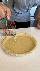 7.8M views · 6.2K reactions | How to make a pie out of water! 勞 | John Nonny | Facebook