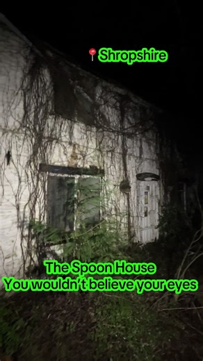 The Spoon house it is crazy what has been left behind here @Top Urbex @Urban Ex @Ejurbanexploreuk #urbex #england #HISTORY #overgrown #fyp