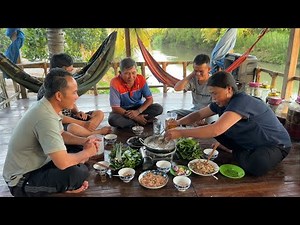 The First Time Trying Sister Lien's Raw Fish Salad with Toasted Rice Powder, Everyone Loved It. C...