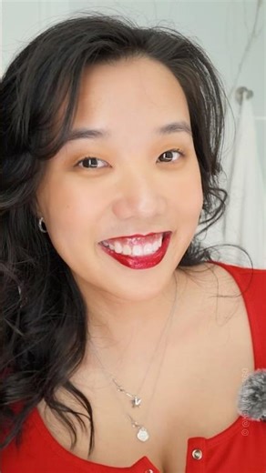 Perfect red lips: myth or magic? Covergirl Iconic Ruby, Pom + Pixie Dust gloss 💋 #redlipmakeup