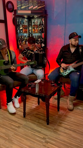 2.6K views · 133 reactions | Excelente miércoles amigos  Les compartimos algo de nuestro repertorio clásico de los Los Tigres del Norte para destapar un buen bote  bendiciones a todos ✨ #fypシ #fb #music #party #parati #viralpost #reelsviralシfb #regionalmexicano #TigresDelNorte #LosTigresDelNorte | Triple CCC | Facebook