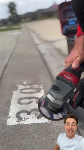 Flo | Business Education | In the United States, one entrepreneur is making over $15,000 a month turning a simple side hustle into a high-end luxury business 🏡🇺🇸... | Instagram