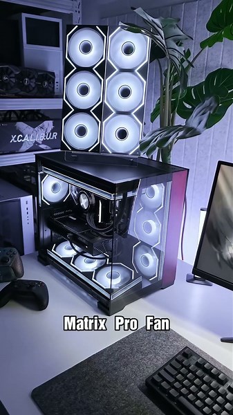 Does the Umbra Hub work with other fans? 100%