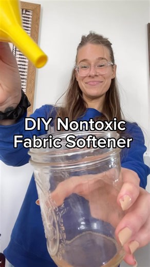 How to make your own nontoxic fabric softener: 🧺 1 C white vinegar 🧺 20 drops essential oil Shake and add 1/2 C to your rinse cycle 💖💜 . . . . . #fabricsoftener #nontoxicliving #laundry #laundryday #lavender #lavenderoil | Liv Holistic