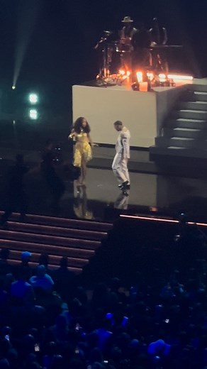 3.9K views · 326 reactions | Dale like si te gusta la música bachata y guarden mi próximo sencillo de bachata “12 Besos” en el bio!! #NatalisRuby #LatinGrammys #Bachata #CosaNuestra | Natalis | Facebook