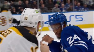 A.J. Greer scores a goal, then fights Wayne Simmonds immediately after 😳 🎥: NESN | Hockey Night in Canada