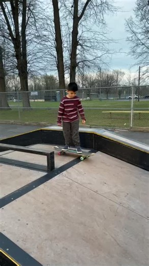 lawrencelee223 (@lawrencelee223)’s videos with original sound - lawrencelee223