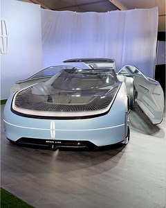 9.1M views · 138K reactions | Lincoln's driverless concept has a digital screen that covers the entire floor | Supercar Blondie | Facebook