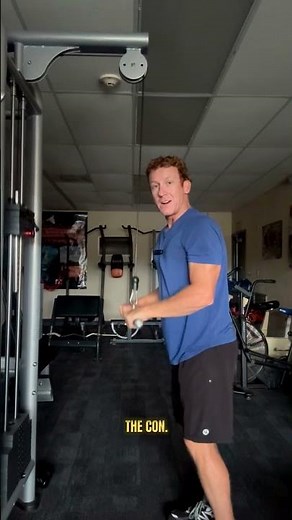 The REAL Difference Between Rope and Straight Bar for Tricep Pushdowns