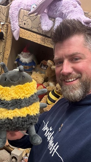 Albee Bee 🐝 is in the building but all 42 are spoken for! If you have been contacted today you were one of the lucky few! Hopefully we have 48 more coming so hopefully we can let you know when they arrive if you’re still on the list! #jellycat #jellycatstockist #jellystores #jellystore #jellycatalbeebee #scarborough | Homebird House