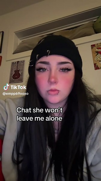 Empp69xoxo (@empp69xoxo)’s videos with Drunk walk home - Mitski