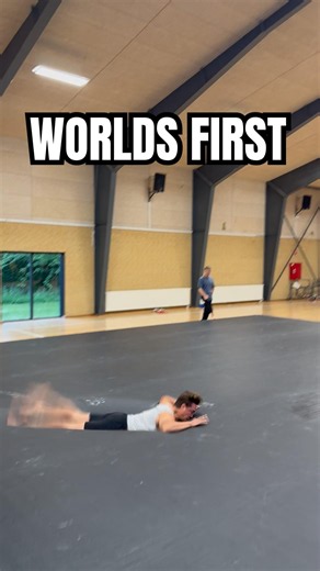 Mr. WORLDS FIRST - Kristian Poulsen🌍