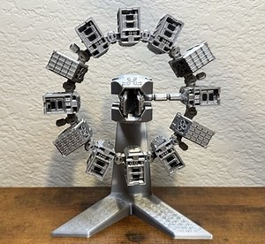 Interstellar Endurance Rotatable Desk Top Display Model With Stand - See Descrip | eBay