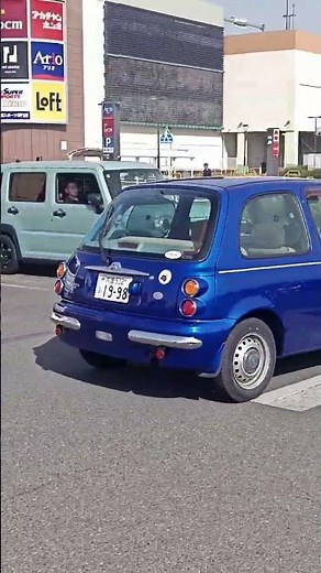 ニッサン・マーチボレロ、【アリオ上尾 昭和平成オールドカー展示会】