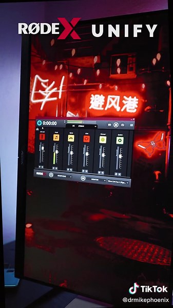 RodeX Dynamic Mic for Streamers and Gamers