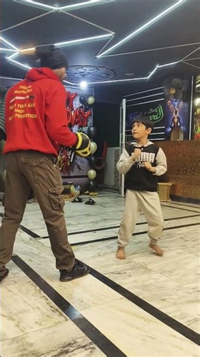 Bruce Lee'S Jeet Kune Do Pendulum Kick #jeetkunedo #brucelee #shorts