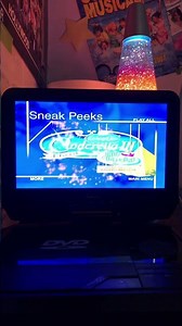 Sneak Peeks Menu from Robin Hood: Most Wanted Edition 2006 DVD (4:3)