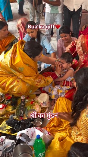 Bhauji Lajo Na Lagela Najriya Mein 😄#shorts #karinapandey #sovitapandey #viral #hemapandeystageshow