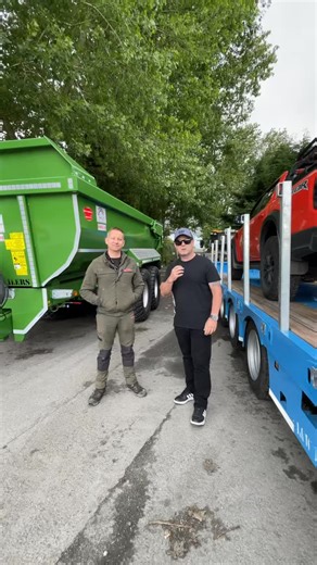 Brian chatted to Gordon from Agri Machinery Ireland about this year’s show! 🚧🔥 Have you registered yet? #CQMS #construction #tradeshow #quarrymachinery #heavymachinery #tullamore #constructionequipment | Machinery Movers Magazine