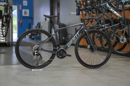 First Ride: The Giant Defy E  Road Bike Adds a Whole Lot of Pace