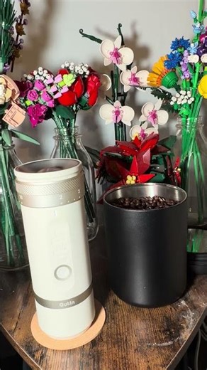 Grinding some @deadoralivecoffee200 robusta beans into espresso powder in my OutIn Fino!