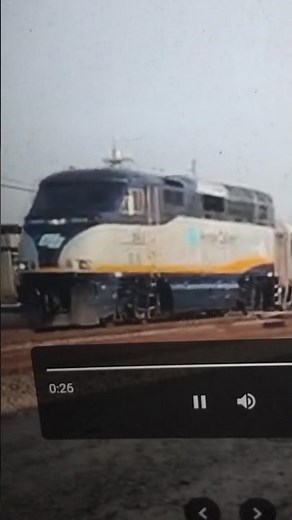 Horn Sound Amtrak California San Joaquins Departs at Hanford ‪@amtrak‬ ‪@VirtualRailfan‬